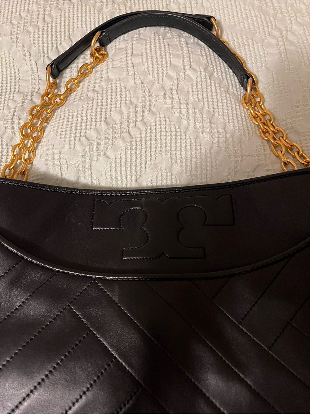 Tory Burch Black Quilted Leather Shoulder Bag with Gold Chain Detail
